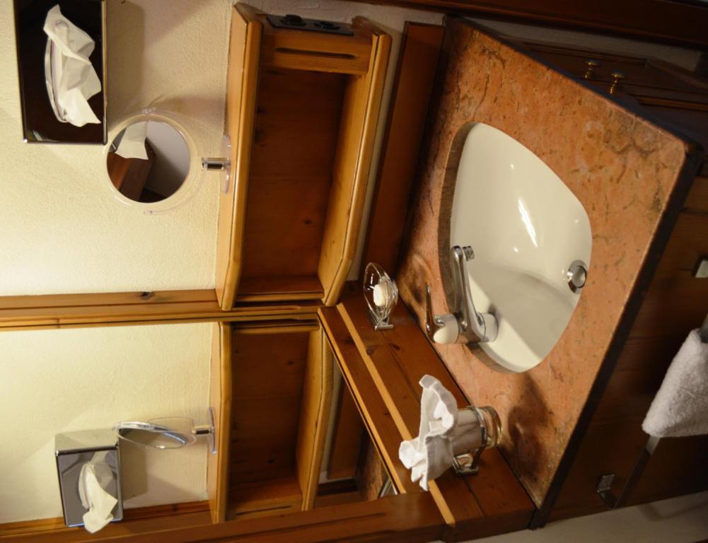 Hotel Zum Kreuz Άαραου Δωμάτιο φωτογραφία